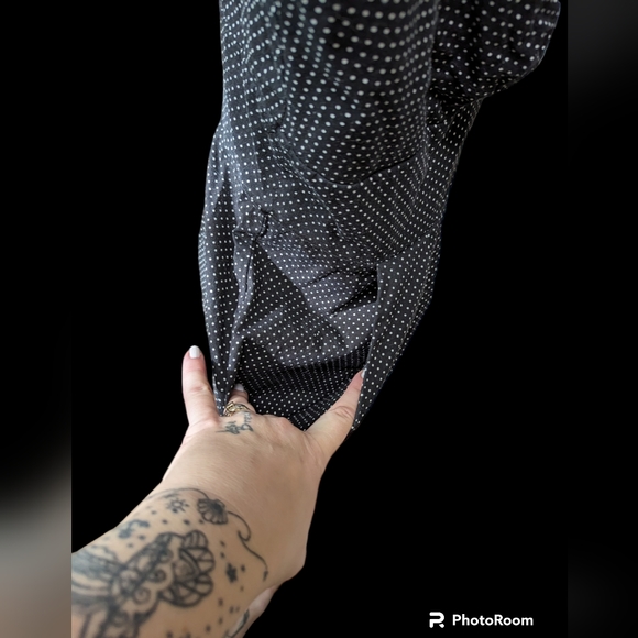 ☮️Rockabilly black dress with polka dots & pockets☮️ - Picture 2 of 4
